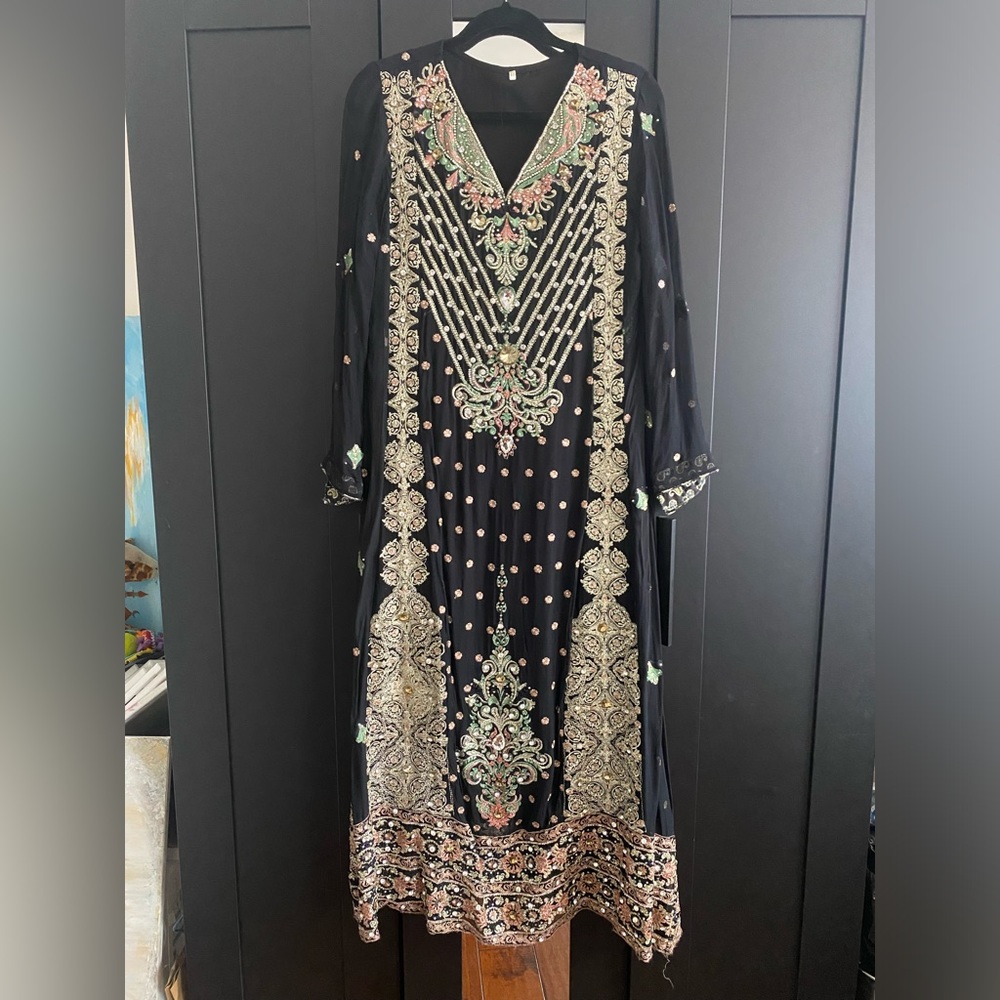 Floor Length Pakistani dress (Black)